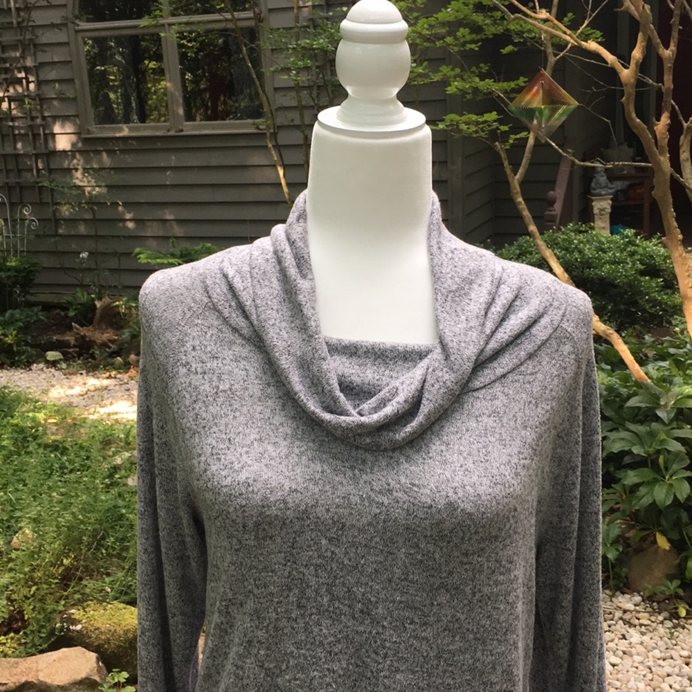 Medium Casual Gray shirt
